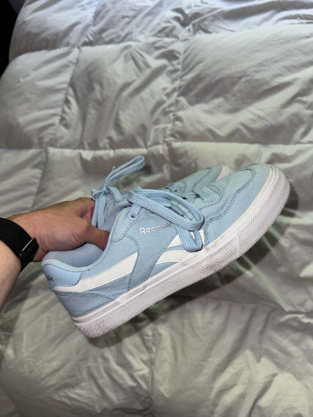 Reebok BB 4000 II Low Top Sneakers in Fluid Blue